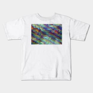 Iridescent water surface Kids T-Shirt